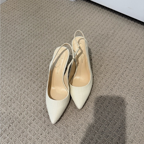 Jessica Simpson Cream Slingback Heels NWT - Picture 3 of 6